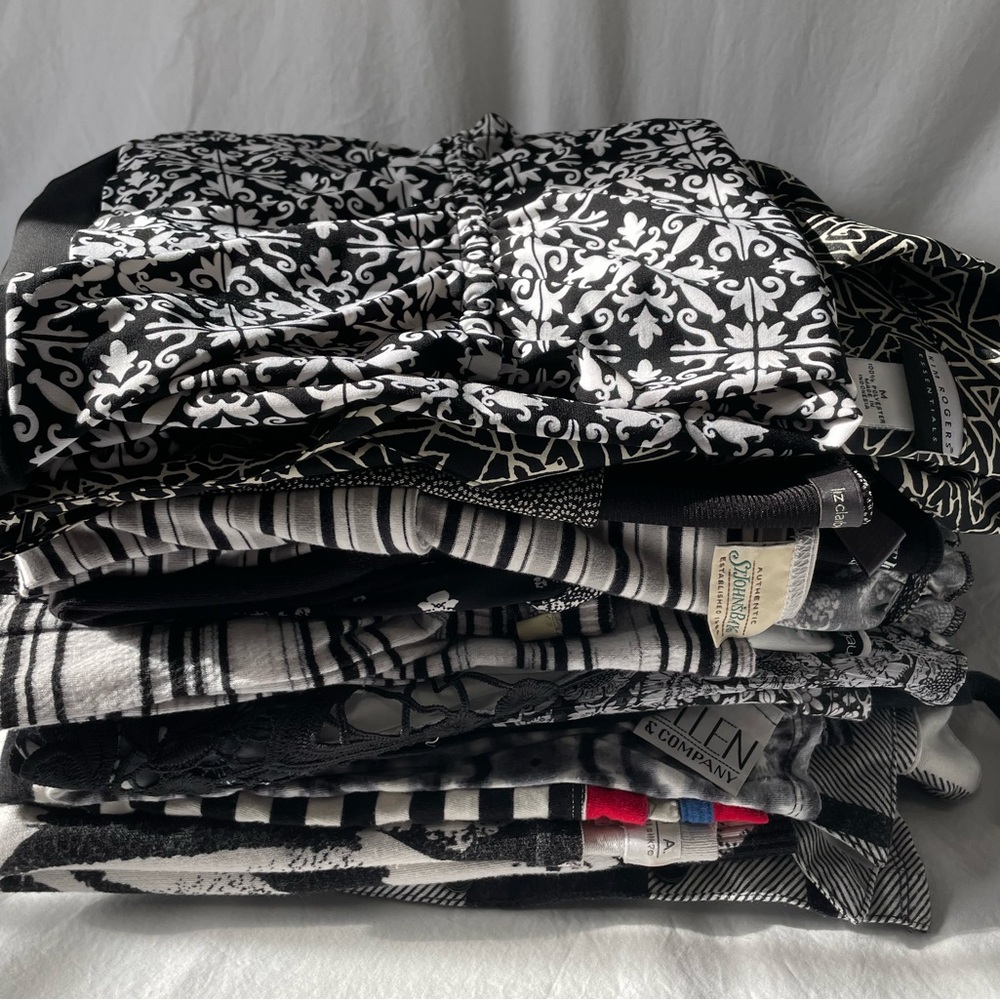 15 piece bundle of women’s tops - classic black and white